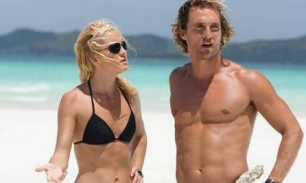 Αγόρι στον ήλιο! 5 σημάδια ότι θα έρθει στη διπλανή ξαπλώστρα για να σου μιλήσει