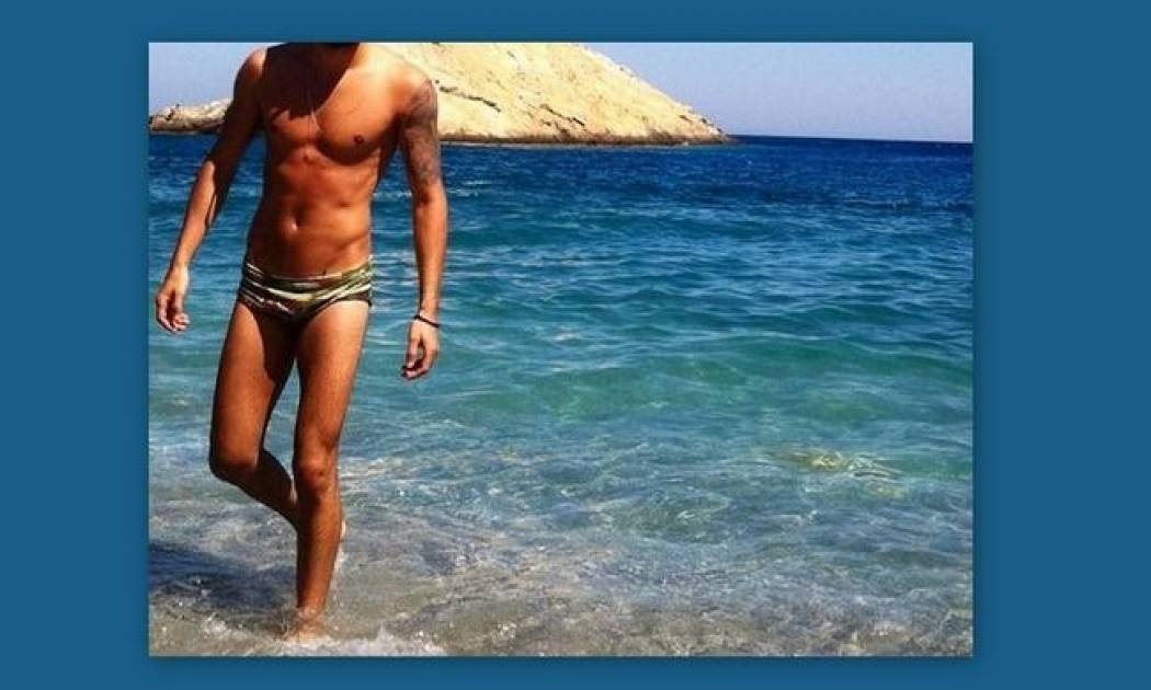 Πώς να μην μαγνητίσει τα βλέμματα;