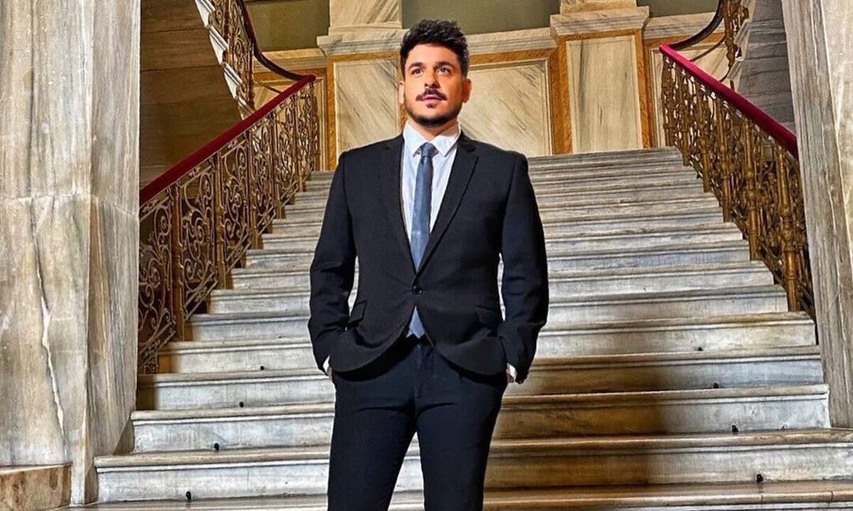 Stan: Η ηλικία, το ύψος, η σχέση και το μοντέρνο σπίτι του