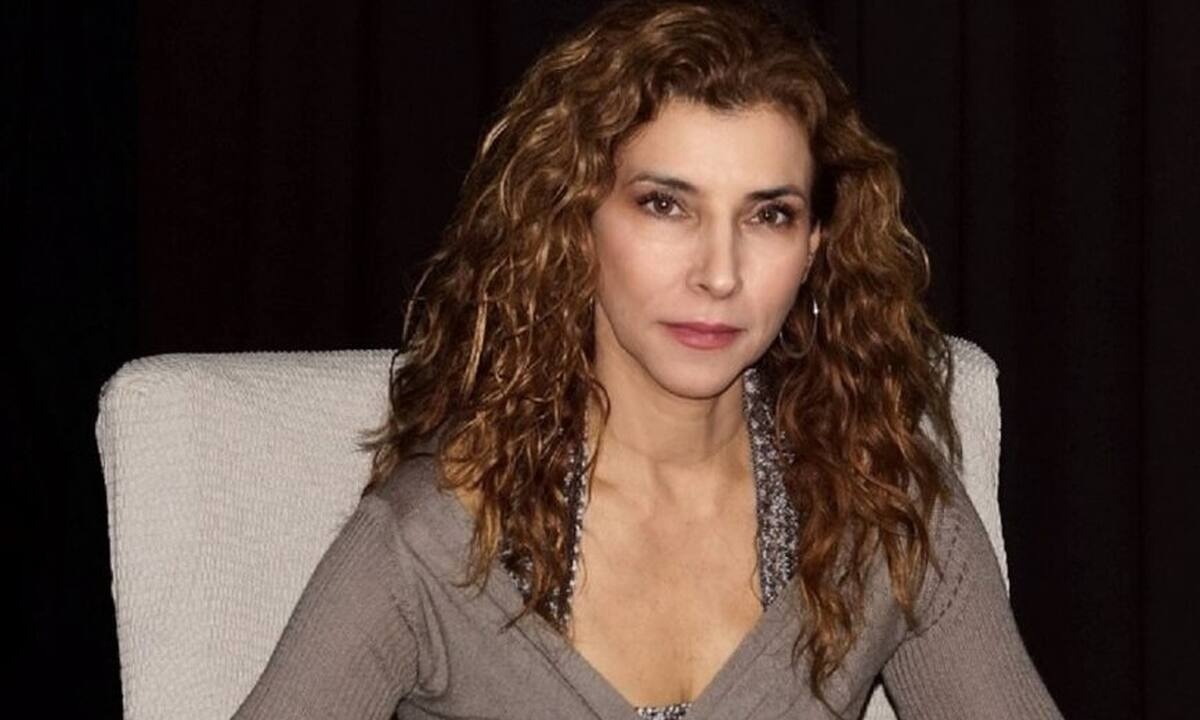 H εξομολόγηση της Μαρίας Παπαλάμπρου: «Είχα εμμονικούς θαυμαστές – Αναγκάστηκα να αλλάξω σπίτι»
