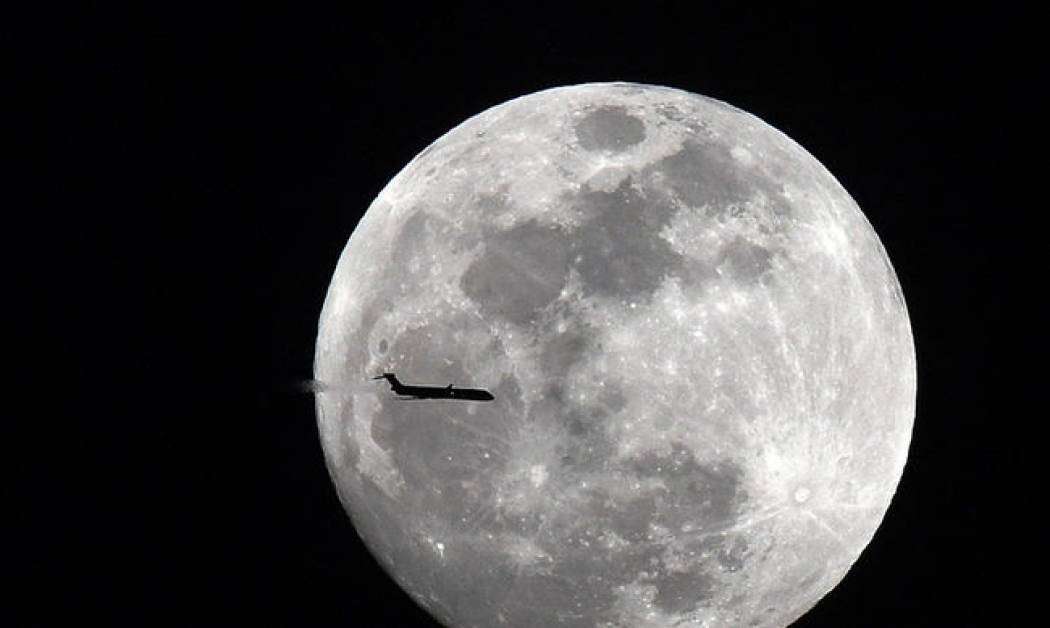 Αντίστροφη μέτρηση για το «σούπερ μπλε ματωμένο φεγγάρι»