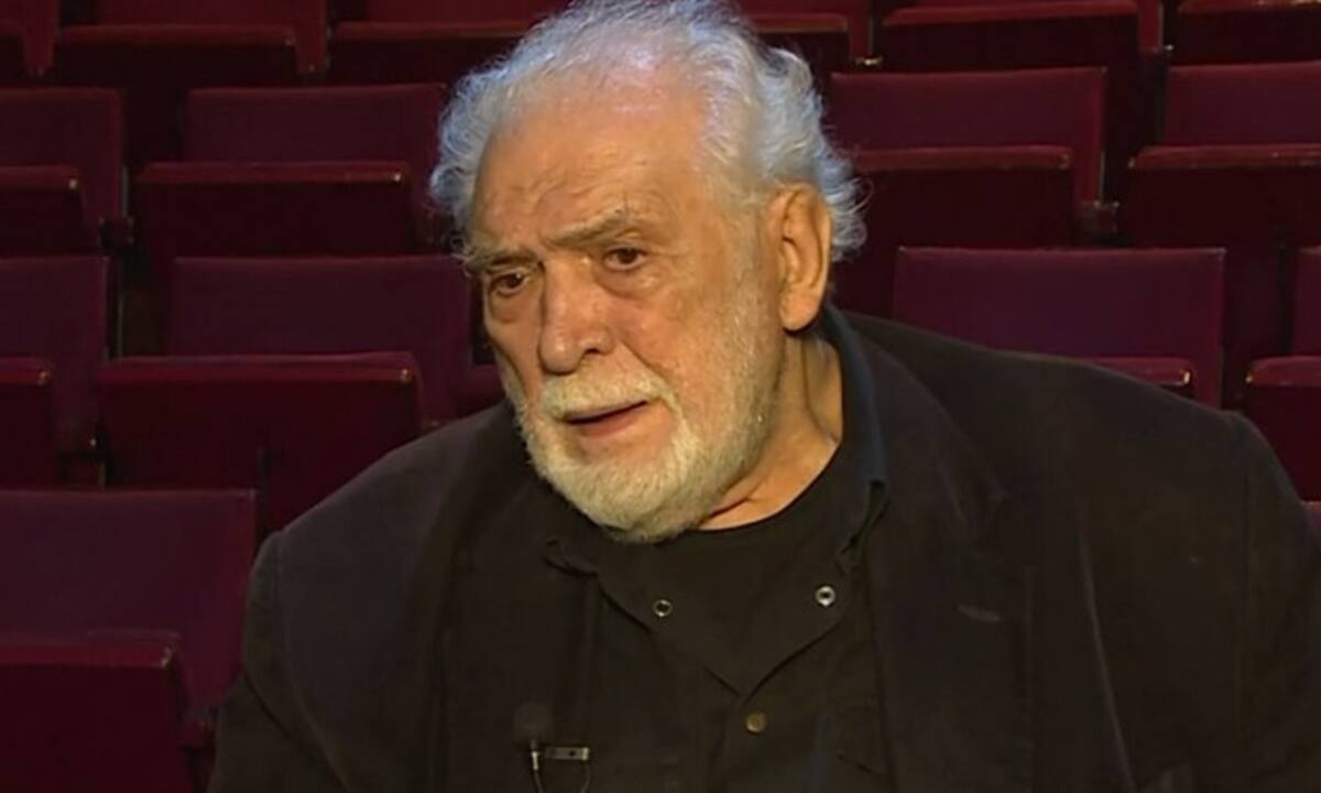 Κώστας Καζάκος: Το πρόβλημα υγείας που τον ανάγκασε να φύγει από την παράσταση «Ματωμένα Χώματα»
