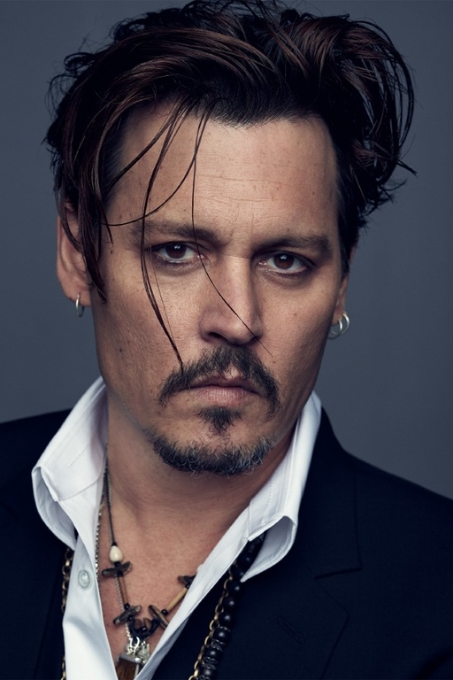 Johnny Depp: Ζει μέσα στη χλιδή με δάνεια Johnny Depp: Ζει μέσα στη χλιδή με δάνεια