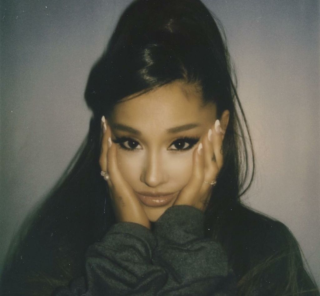Η Ariana Grande σαρώνει στο Instagram! Δε φαντάζεστε πόσους followers έχει Η Ariana Grande σαρώνει στο Instagram! Δε φαντάζεστε πόσους followers έχει