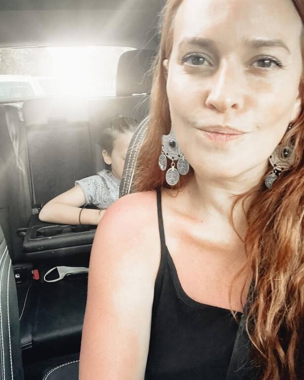 Η παρουσιάστρια βρίσκεται στο πλευρό της μαμάς της και είναι συνεχώς στη Θεσσαλονίκη.
