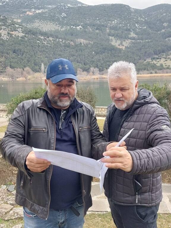 Ο Κώστας Κωστόπουλος με τον Σπύρο Πετρουλάκη.