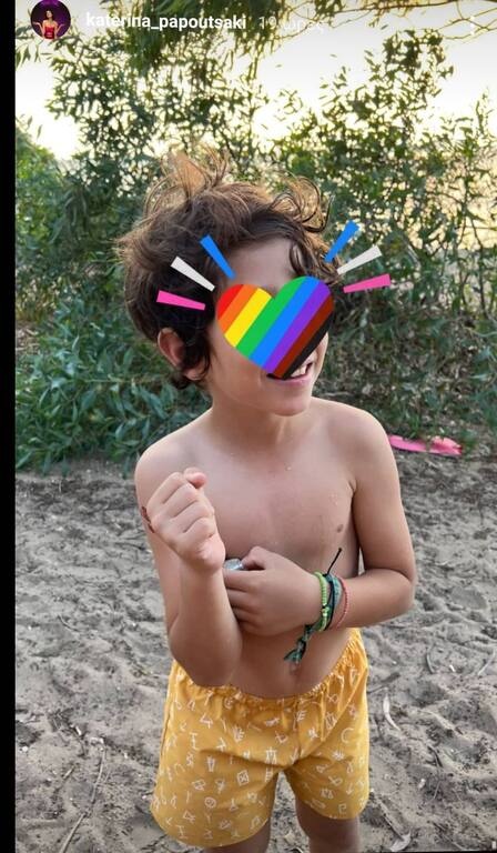 Δεν δημοσίευσε μόνο δικές της φωτογραφίες, αλλά και των αγοριών της.