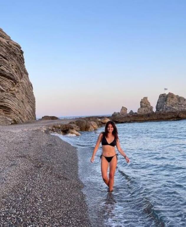 Η Σοφία Παυλίδου δεν διστάζει να ποζάρει χωρίς ίχνος ρετούς και φίλτρα, μιας και διαθέτει άψογη σιλουέτα!