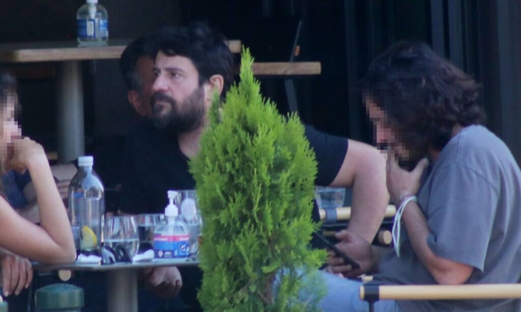 Παρέα με φίλους