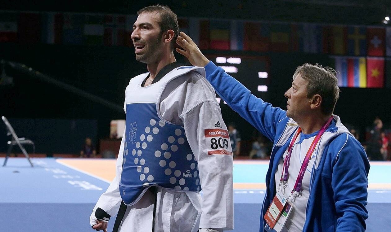 Ο Κώστας Τζιδημόπουλος ήταν γεννημένος στις 16 Δεκεμβρίου 1955. Ήταν ο προπονητής όλων των Ολυμπιακών μεταλλίων του ελληνικού ταεκβοντό.