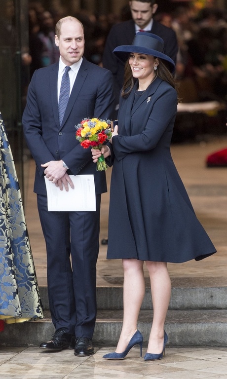 Τι δουλειά έκανε η Kate Middleton πριν γίνει Δούκισσα; Τι δουλειά έκανε η Kate Middleton πριν γίνει Δούκισσα;