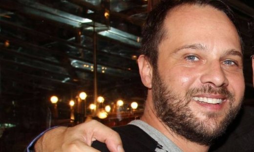 Μέμος Μπεγνής: «Έχω πουλήσει το αυτοκίνητο μου γιατί δεν μπορούσα να τα βγάλω πέρα»
